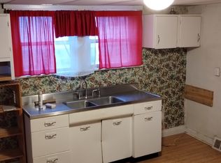 2516 2nd St, Grindstone, PA 15442