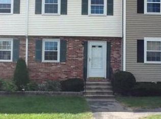 33 Sherburne Ave UNIT 2, Tyngsboro, MA 01879