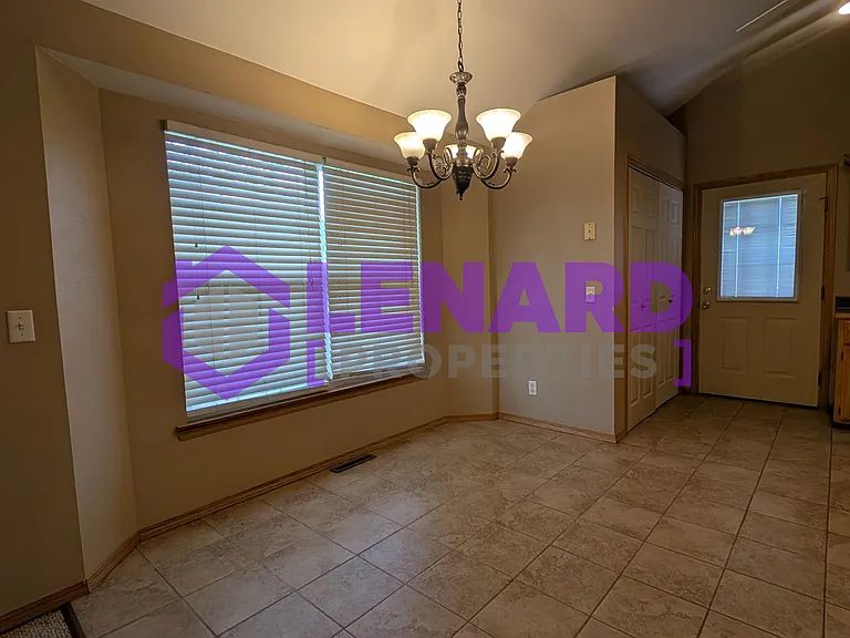 714 S Pinhook Dr #714 — Photo 6