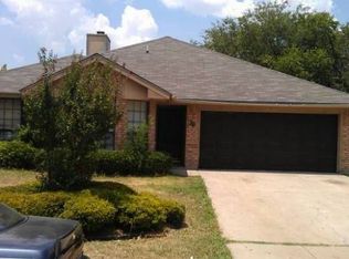 1704 Willow Park Dr, Fort Worth, TX 76134