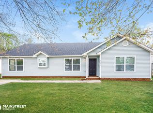 3617 Cedar Bark Dr, Matthews, NC