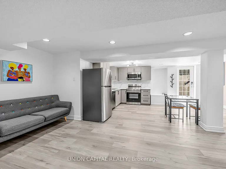 274 Harrowsmith Dr #BASEMENT — Photo 8