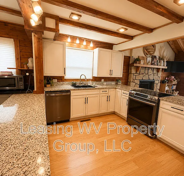 134 Woodbridge Dr — Photo 12