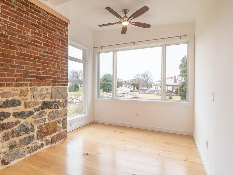 2519 Northwood Ave — Photo 37