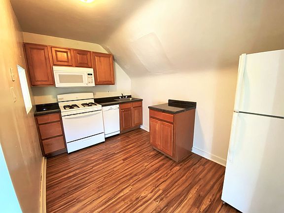 4th image of 5431 Stanton Ave APT 4