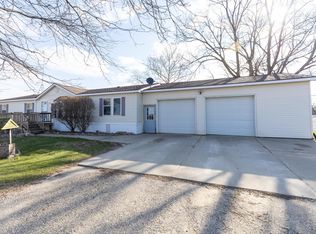 2822 Olmstead Rd, Muir, MI