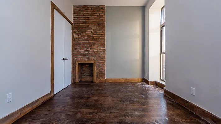 Rented by Nooklyn NYC LLC | media 7