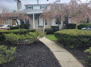 24220 Seneca St, Oak Park, MI 48237