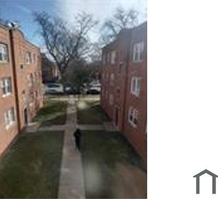 2nd image of 4208 S Michigan Ave #4210-3