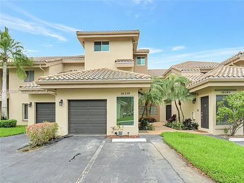16339 Malibu Dr Photo 1