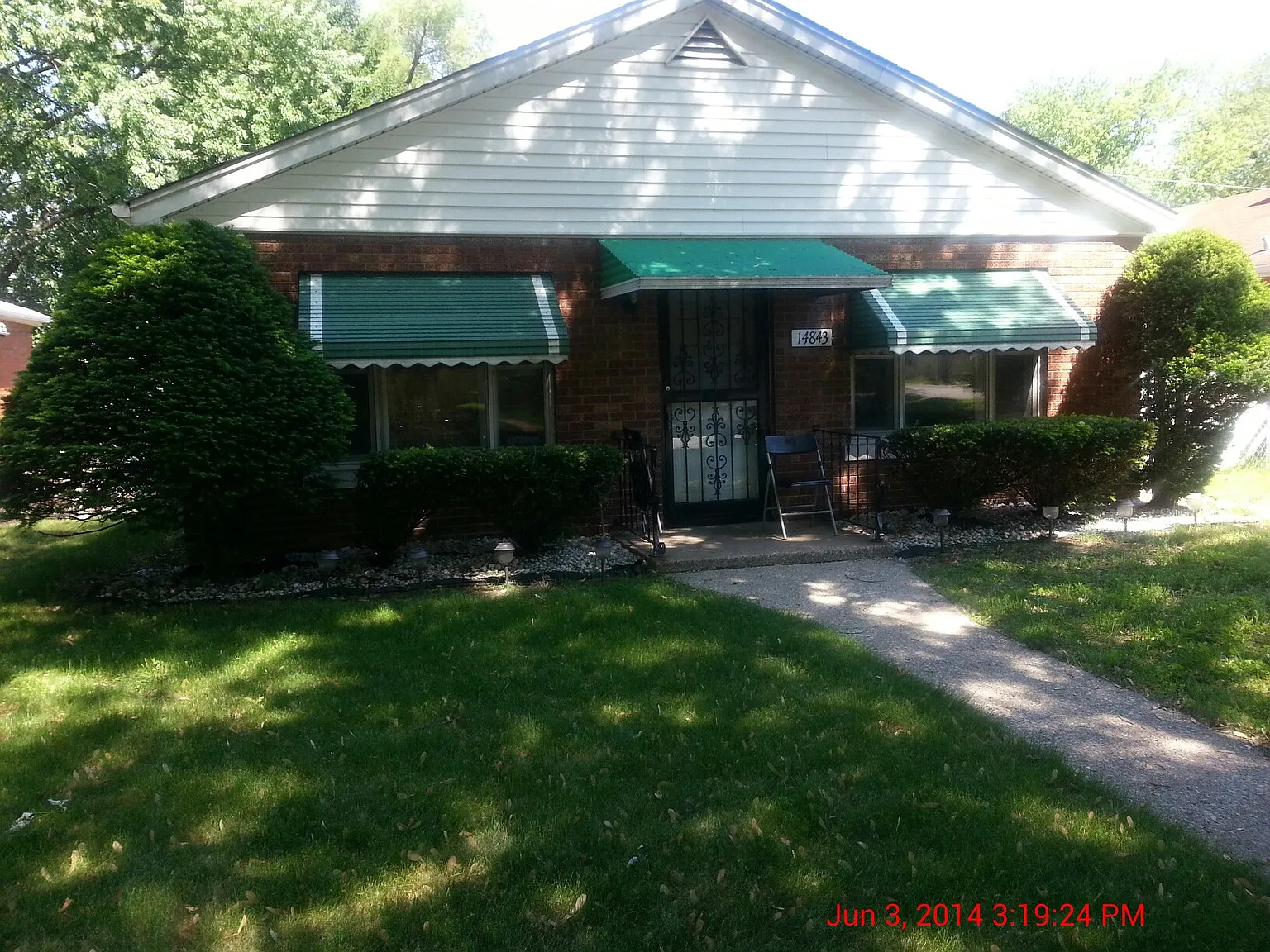 14843 Oak St photo 1