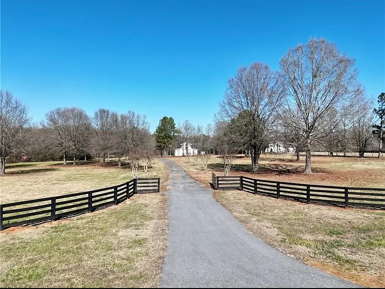 Locklin Rd — Photo 12