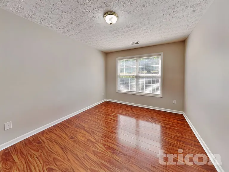 515 Plantation Creek Dr — Photo 12