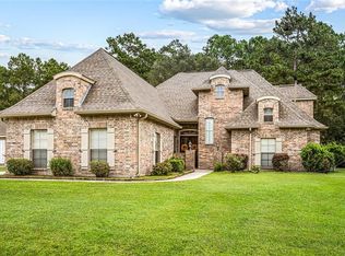 449 Swift Fox Run, Madisonville, LA 70447