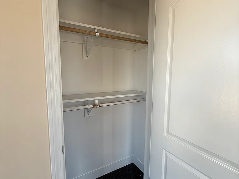 115 Main St #18 — Photo 24