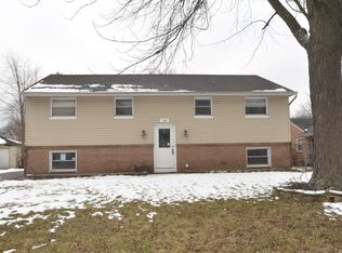 149 Vernon Dr, Bolingbrook, IL 60440