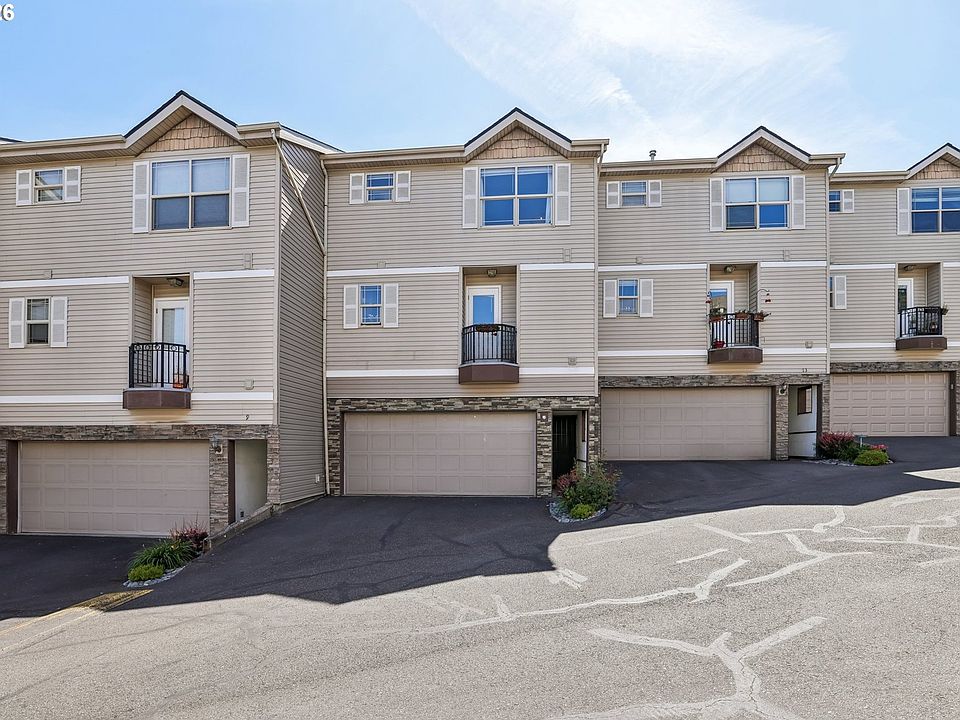 1st image of 12142 NE Fremont St APT 11