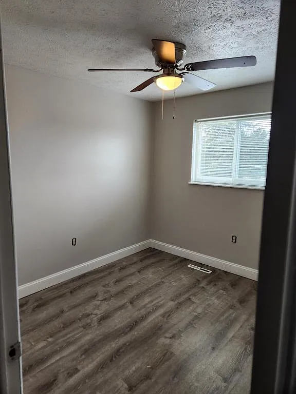 38751 Lakeshore Blvd — Photo 2