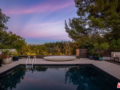 8704 Hollywood Hills Rd, Los Angeles, CA, 90046