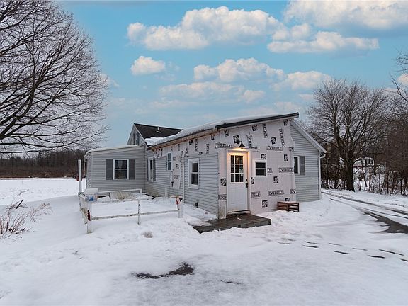 3rd image of 1993 Bailey Rd