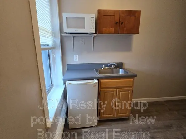 185 Green St #35, Jamaica Plain, MA 02130