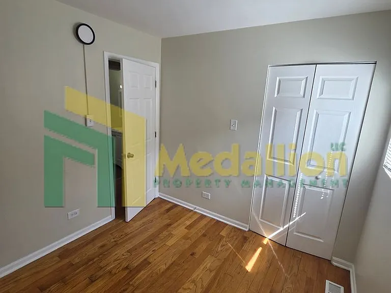 10637 S Cottage Grove Ave — Photo 9