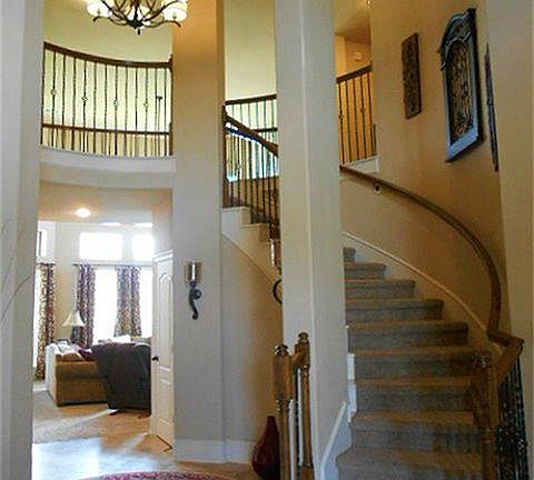 4th image of 2884 Emilia Ct
