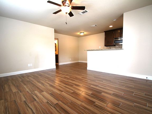 2nd image of 8129-8131 Arbor Ave #8129
