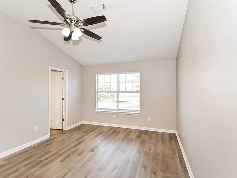 190 Pine Ridge Ln — Photo 9