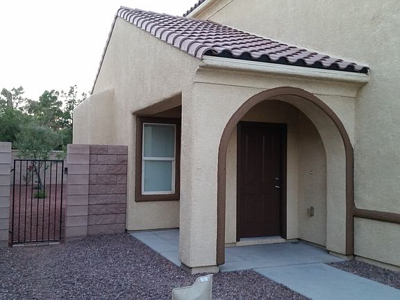 2nd image of 8021 Loma Del Ray St