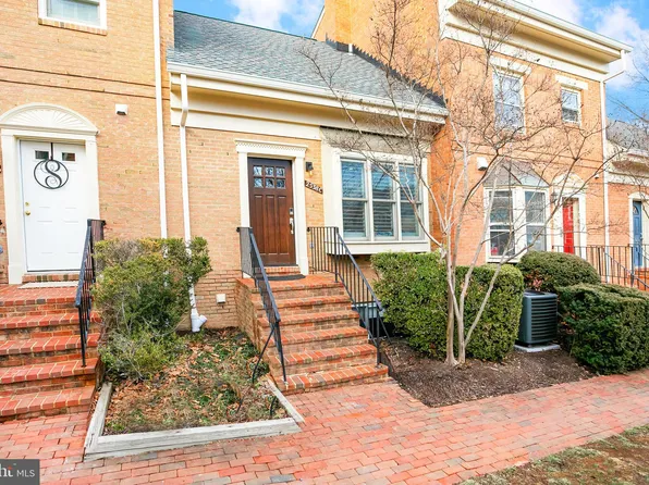2538 Fairfax Dr #C, Arlington, VA 22201