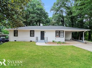 606 Pine Creek Dr, Greenville, SC 29605