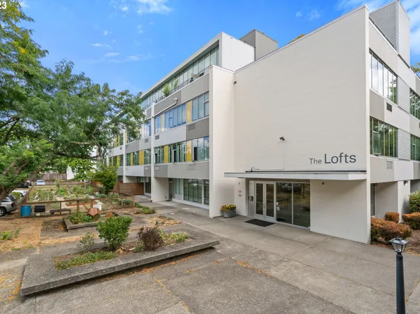 900 NE 81st Ave Unit 103, Portland, OR 97213