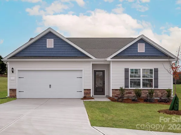 3428 Robindale Dr, Winston Salem, NC 27127