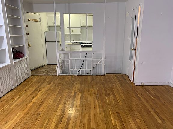 5th image of 153 W 74th St APT A