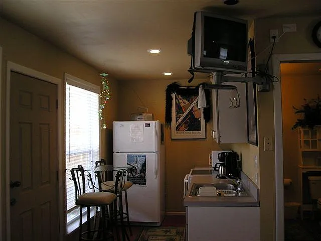 515 S Rife St — Photo 10
