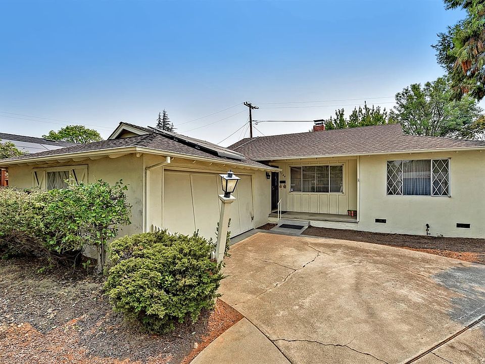 1st image of 1744 Coralee Dr