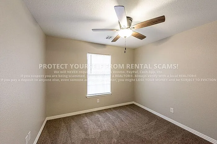 758 W Breeze Cv — Photo 10
