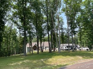 825 Honeyridge Rd, Catawissa, MO 63015