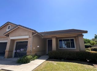 1423 Willow Creek Dr, Vista, CA 92084
