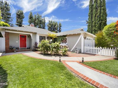 23204 Leonora Dr, Woodland Hills, CA, 91367