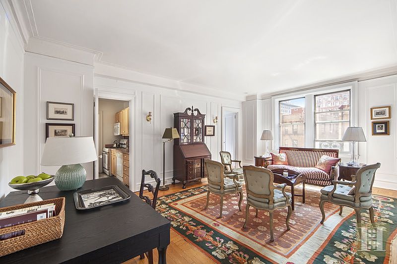 1st image of 522 W End Ave APT 9D