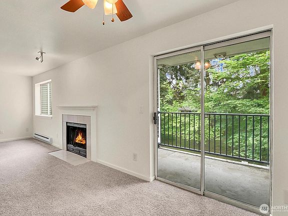 4th image of 15415 35th Avenue W #F202