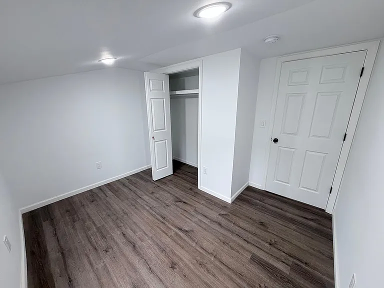 264 Greylock Pkwy #3 — Photo 2