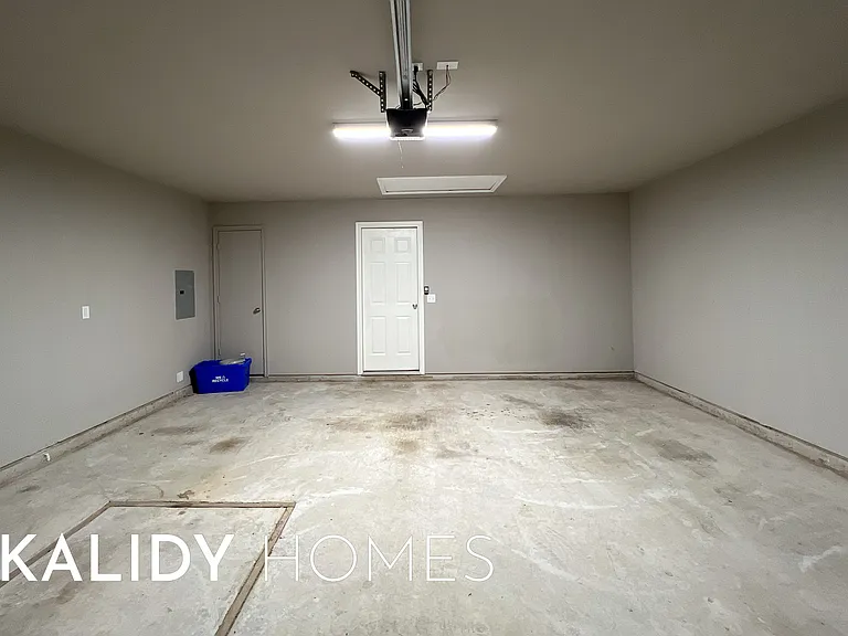 7804 Bennie Ter — Photo 21