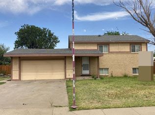 1416 Maple Ave, Panhandle, TX 79068