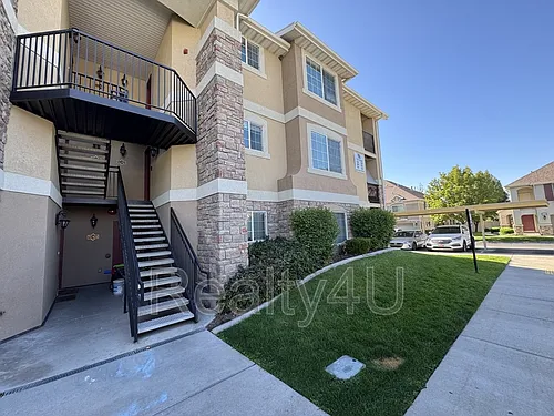 1212 W Spencer Rd #303 Photo 1