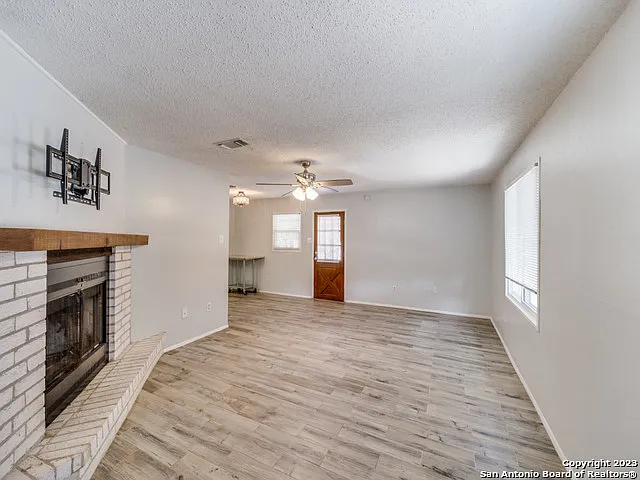 1351 Spitz Kegel View Dr — Photo 7