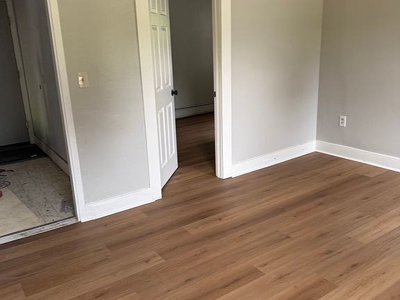 3rd image of 52 Fitchville Rd #1