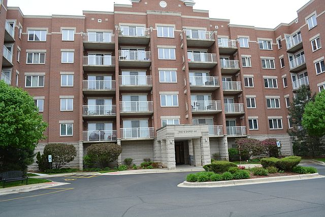 1st image of 6560 W Diversey Ave APT 607